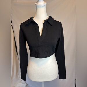 DIVIDED size SMALL black long sleeve crop with collar